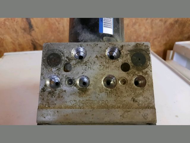 bontott VW PASSAT B6 ABS Kocka