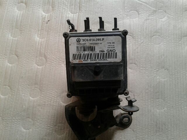 bontott VW PASSAT B6 ABS Kocka