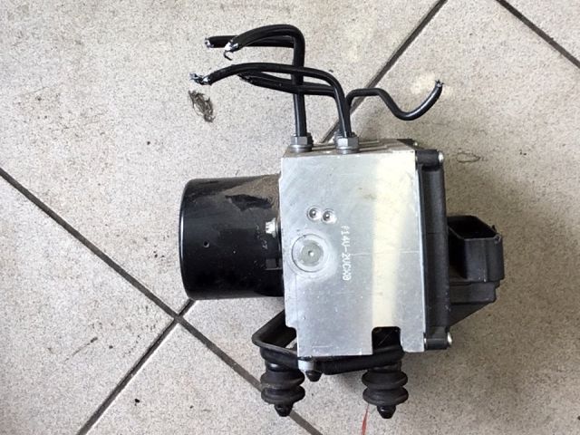 bontott VW PASSAT B6 ABS Kocka