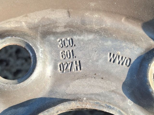 bontott VW PASSAT B6 Acélfelni Gumival (1 db)