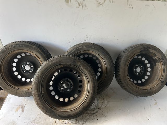 bontott VW PASSAT B6 Acélfelni Szett Gumival