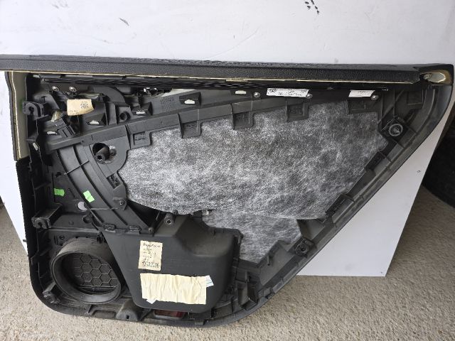 bontott VW PASSAT B6 Ajtó Kárpit Szett