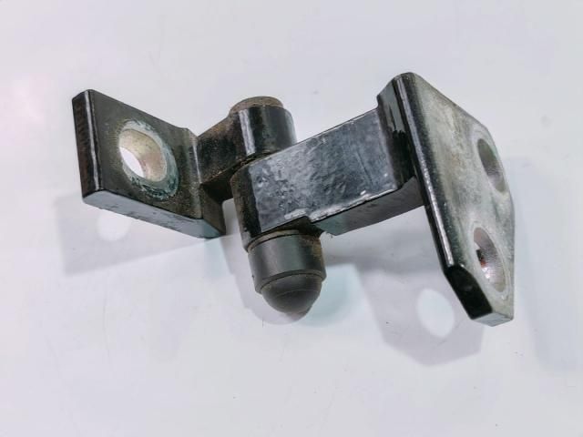 bontott VW PASSAT B6 Ajtó Zsanér (Pozíciófüggetlen)