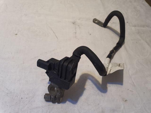 bontott VW PASSAT B6 Akkumulátor Saru Elektronikával