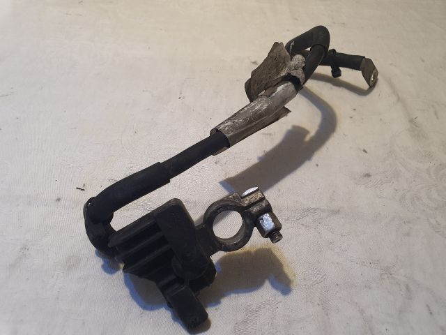 bontott VW PASSAT B6 Akkumulátor Saru Elektronikával