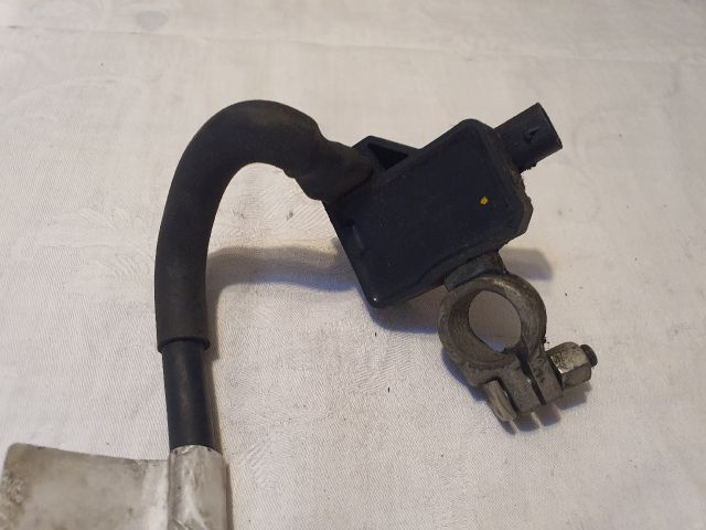 bontott VW PASSAT B6 Akkumulátor Saru Elektronikával