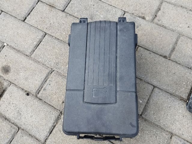 bontott VW PASSAT B6 Akkumulátor Tartó