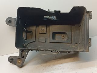 bontott VW PASSAT B6 Akkumulátor Tartó