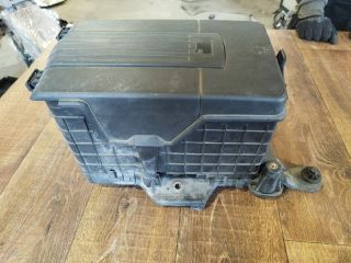 bontott VW PASSAT B6 Akkumulátor Tartó