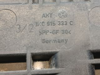 bontott VW PASSAT B6 Akkumulátor Tartó