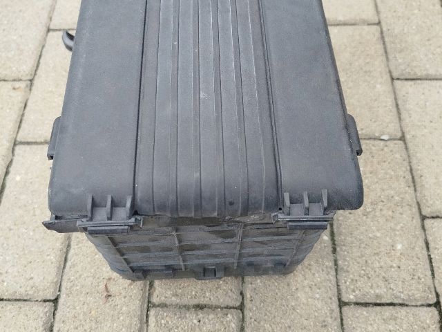 bontott VW PASSAT B6 Akkumulátor Tartó