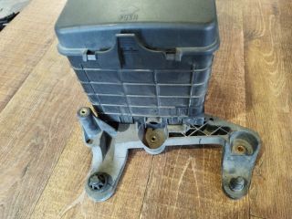 bontott VW PASSAT B6 Akkumulátor Tartó