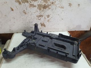 bontott VW PASSAT B6 Akkumulátor Tartó