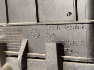 bontott VW PASSAT B6 Akkumulátor Tartó