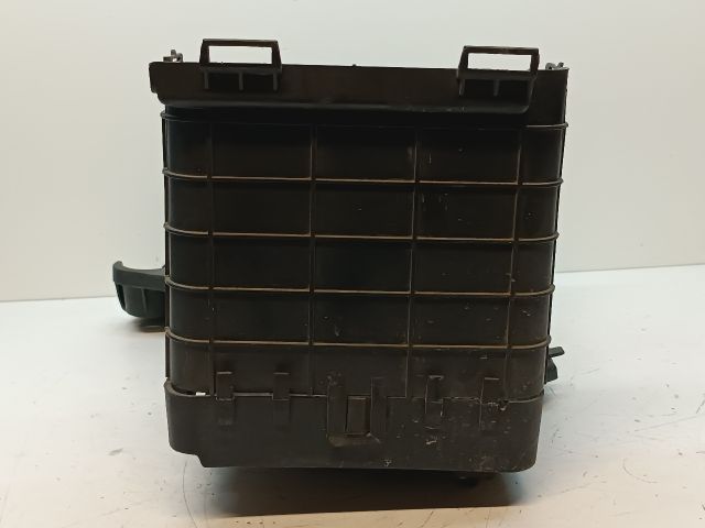 bontott VW PASSAT B6 Akkumulátor Tartó