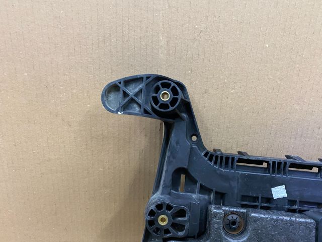 bontott VW PASSAT B6 Akkumulátor Tartó