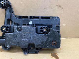 bontott VW PASSAT B6 Akkumulátor Tartó