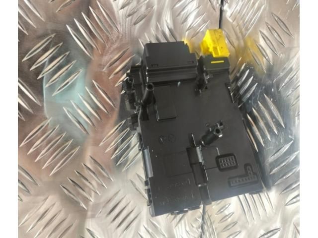 bontott VW PASSAT B6 Aktív Kormány Elektronika