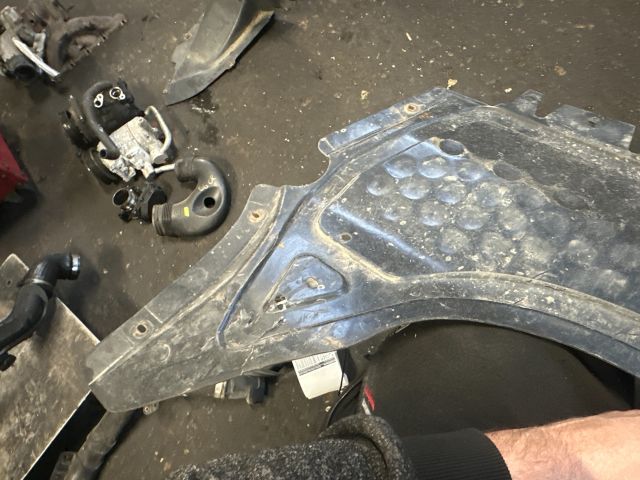 bontott VW PASSAT B6 Alsó Motorburkolat