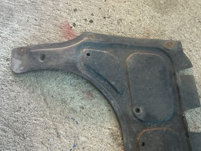 bontott VW PASSAT B6 Alsó Motorburkolat