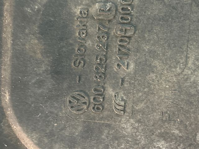 bontott VW PASSAT B6 Alsó Motorburkolat