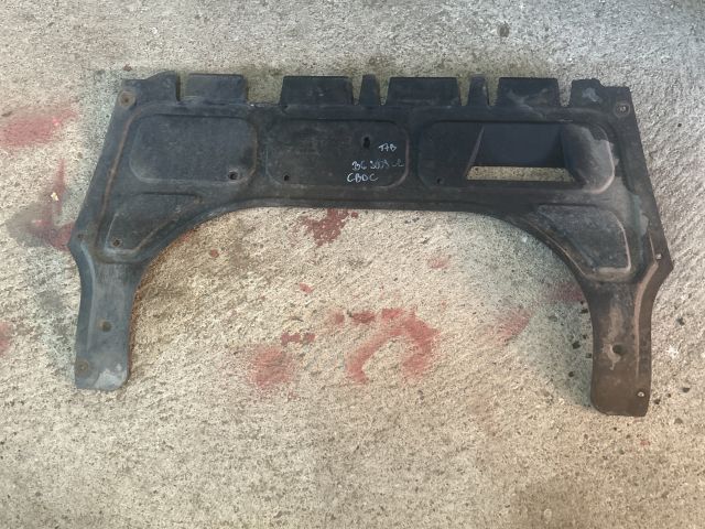 bontott VW PASSAT B6 Alsó Motorburkolat