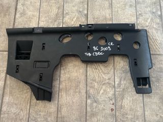 bontott VW PASSAT B6 Alsó Műszerfal Burkolat