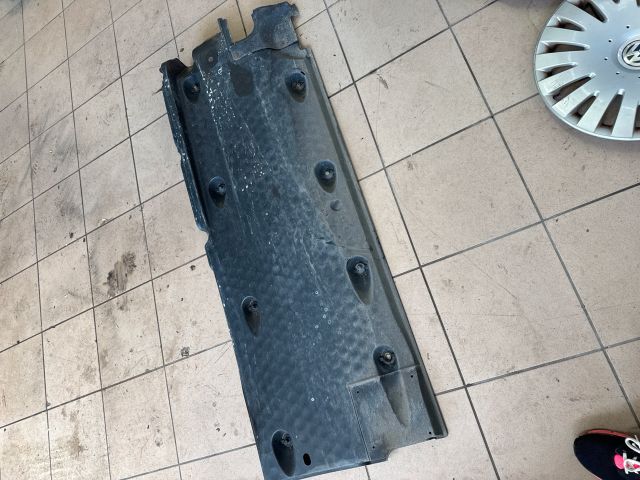 bontott VW PASSAT B6 Alsó Padlólemez Burkolat