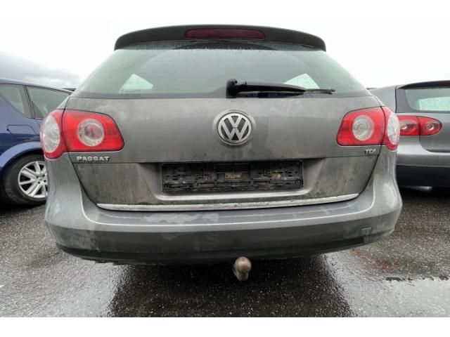 bontott VW PASSAT B6 Alsó Padlólemez Burkolat