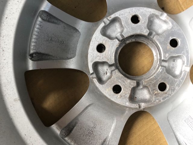 bontott VW PASSAT B6 Alufelni (1 db)