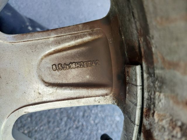 bontott VW PASSAT B6 Alufelni Szett Gumival