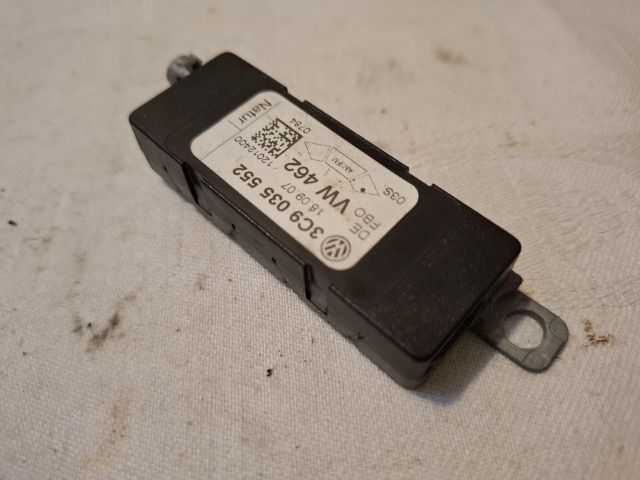 bontott VW PASSAT B6 Antenna Erősítő