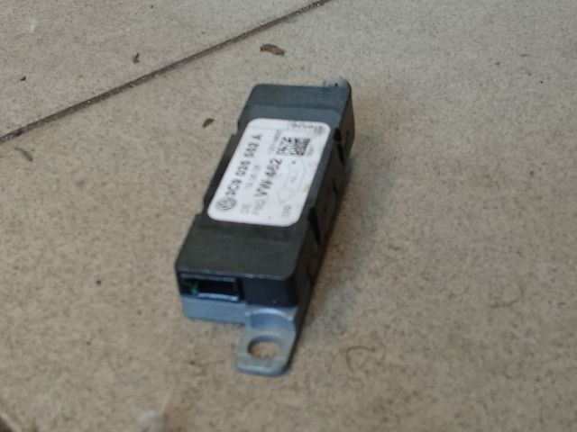 bontott VW PASSAT B6 Antenna Erősítő