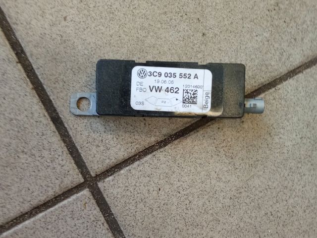 bontott VW PASSAT B6 Antenna Erősítő