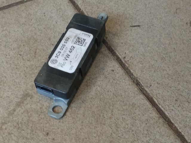 bontott VW PASSAT B6 Antenna Erősítő