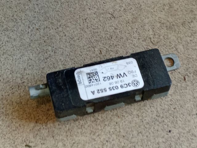 bontott VW PASSAT B6 Antenna Erősítő