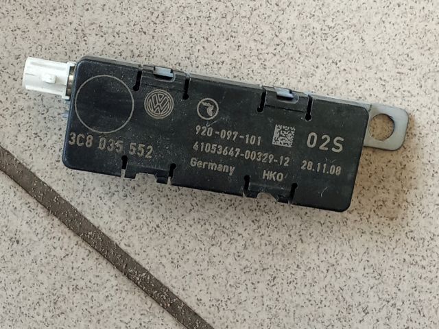 bontott VW PASSAT B6 Antenna Erősítő