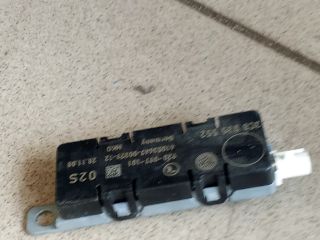 bontott VW PASSAT B6 Antenna Erősítő