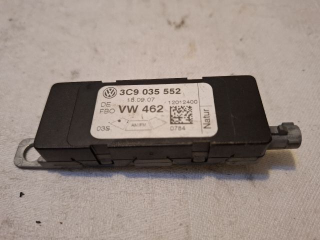 bontott VW PASSAT B6 Antenna Erősítő