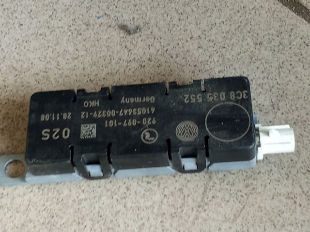 bontott VW PASSAT B6 Antenna Erősítő