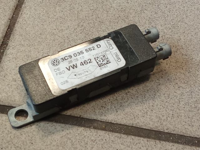 bontott VW PASSAT B6 Antenna Erősítő