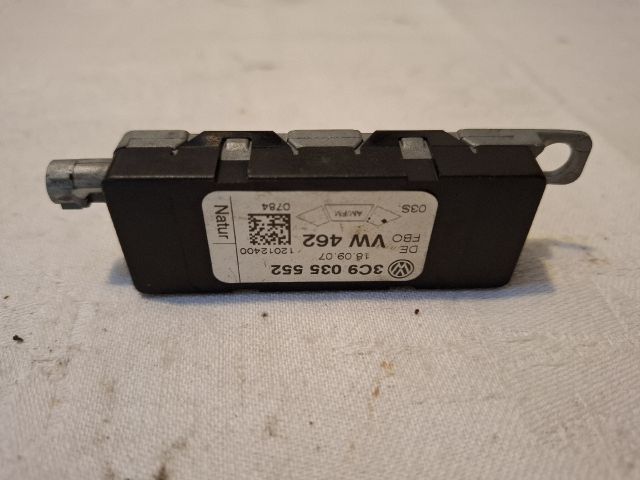 bontott VW PASSAT B6 Antenna Erősítő