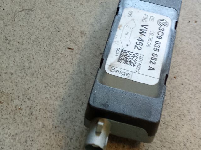 bontott VW PASSAT B6 Antenna Erősítő