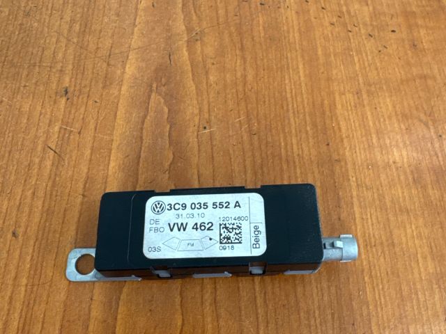 bontott VW PASSAT B6 Antenna Erősítő