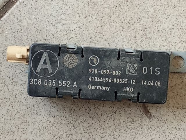 bontott VW PASSAT B6 Antenna Erősítő