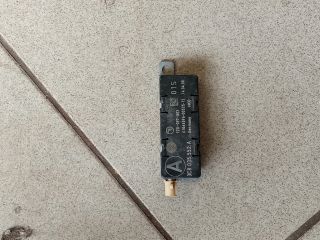 bontott VW PASSAT B6 Antenna Erősítő