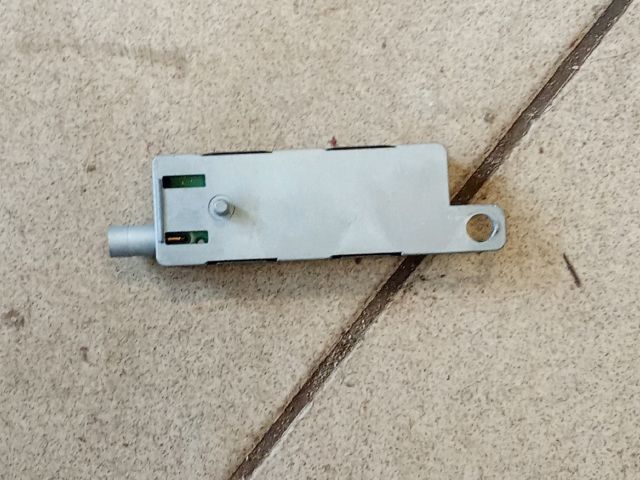 bontott VW PASSAT B6 Antenna Erősítő