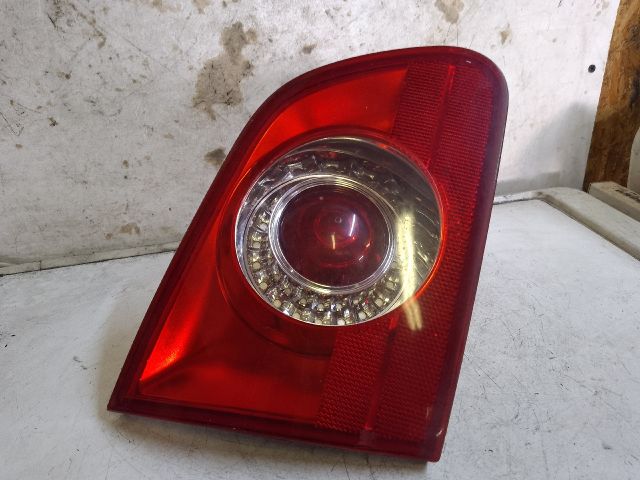 bontott VW PASSAT B6 Bal Belső Hátsó Lámpa