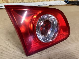 bontott VW PASSAT B6 Bal Belső Hátsó Lámpa