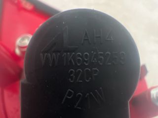 bontott VW PASSAT B6 Bal Belső Hátsó Lámpa